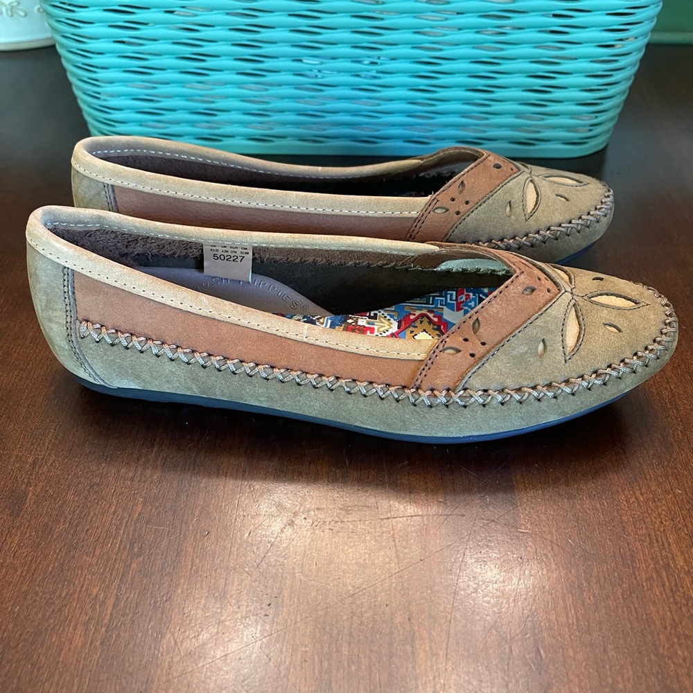 NWOT Hush Puppies Easy Time Slip On Women's Shoe - Picture 5 of 9